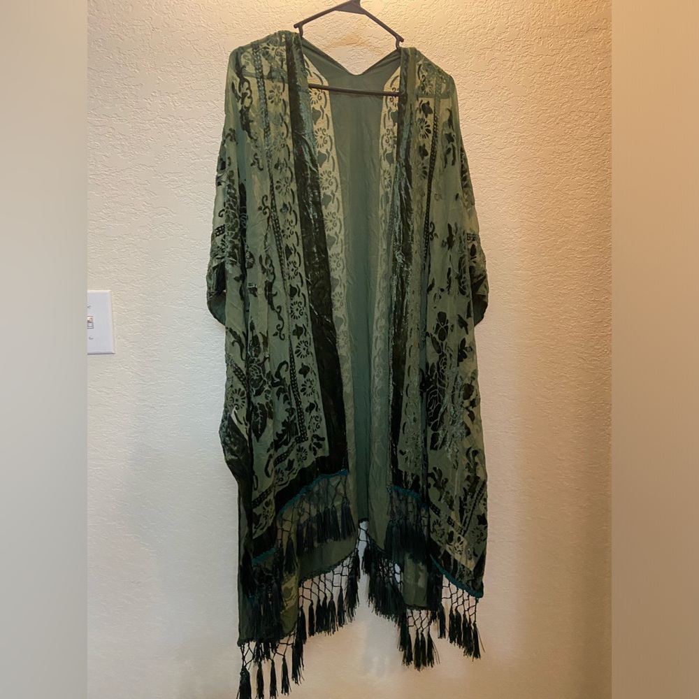 Emerald Green Crushed Velvet Fringed Kimono